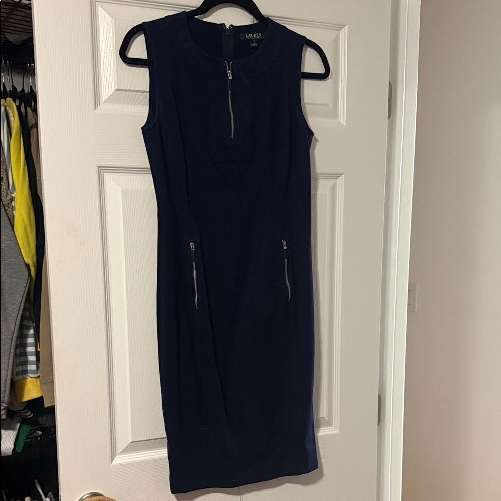 Ralph Lauren Navy Silver Zip Front Size 0 LIKE NEW Beautiful Dress - Knee Length